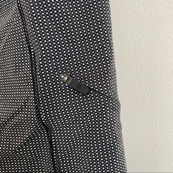 Lululemon Cadence Crusher Tight - Picture 5 of 6